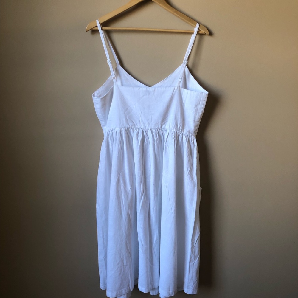 Button Front Dress - Picture 3 of 7